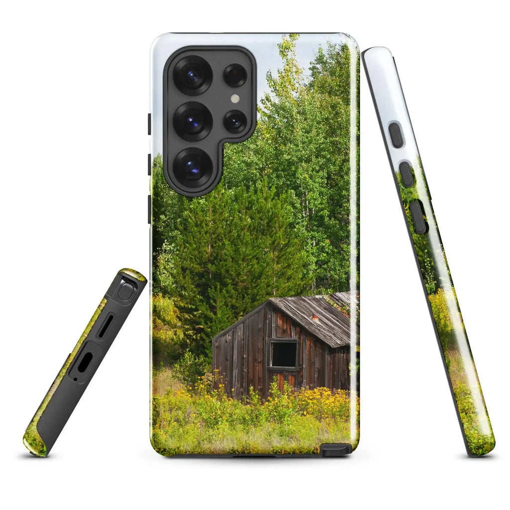 Samsung Galaxy S25 Ultra case with rustic cabin and forest landscape photo design